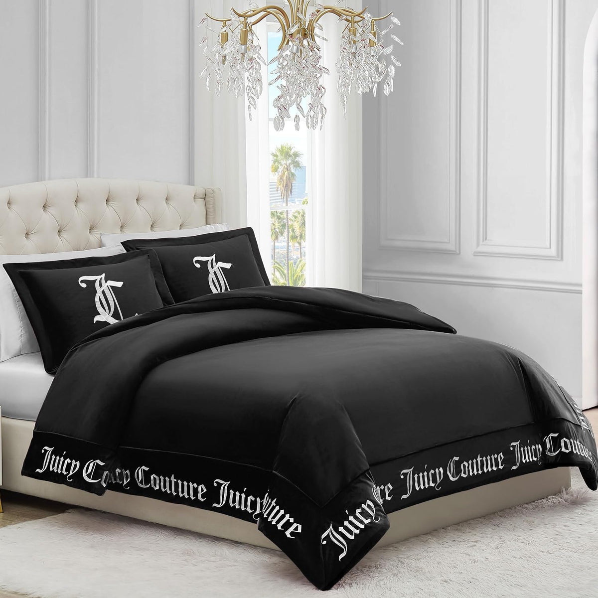 Juicy Couture - Comforter Set - Gothic Design Bedding - Twin/Twin XL - 2 Piece Set Includes (1) 90' x 68' Comforter and (1) 20' x 26' Sham - Wrinkle Resistant - Premium Bedroom Decor - Black