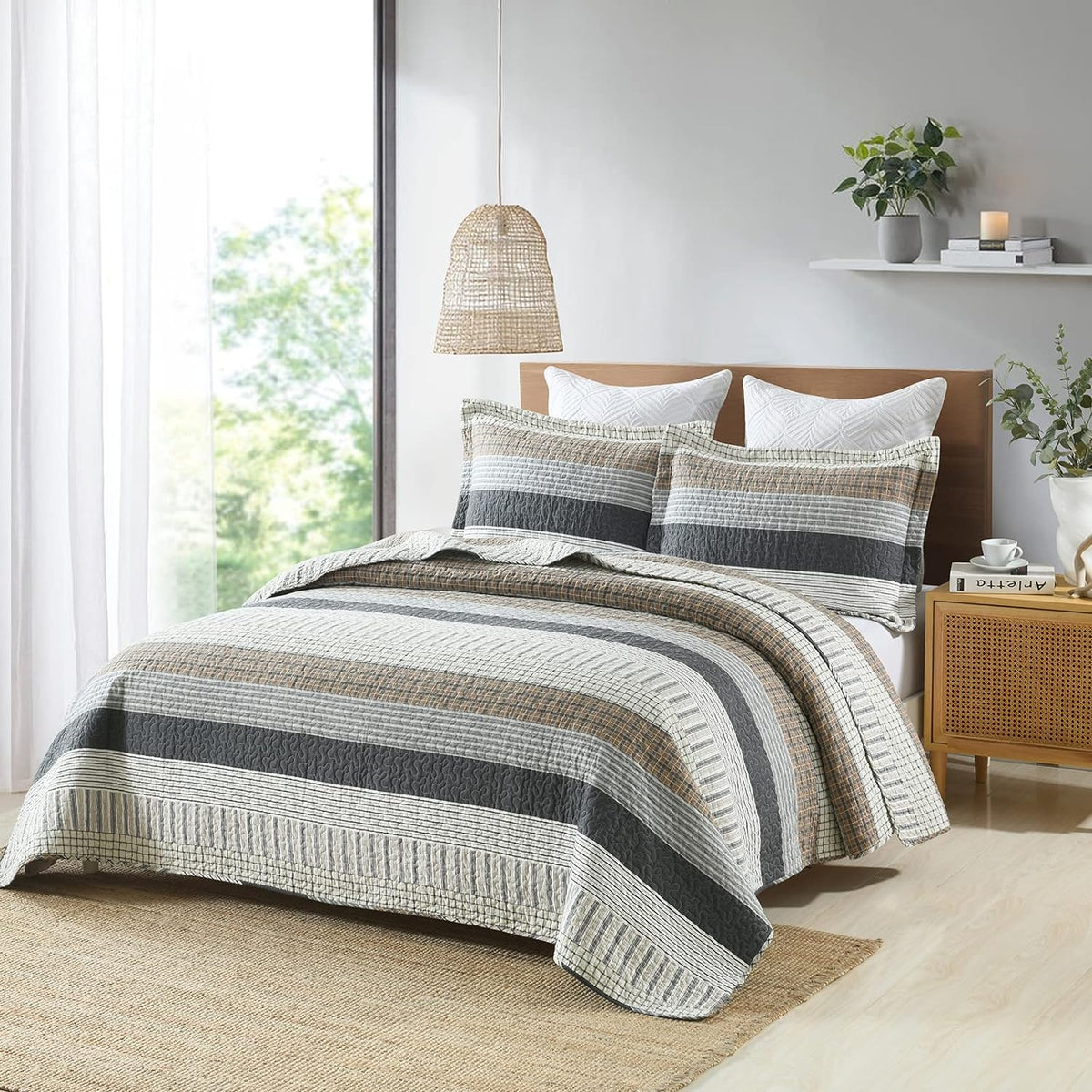 PANGUSHAN 100% Cotton Quilt Set King Size, Patchwork King Quilt Bedding Set Bedspreads, Farmhouse Lightweight Comforter Reversible Quilt, White/Brown/Grey Bed Spread for All Season, 3 Pieces