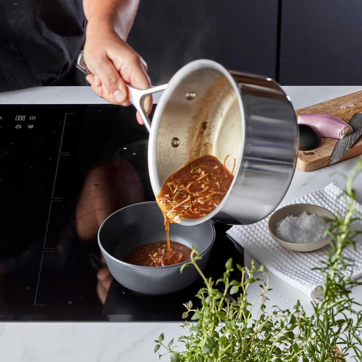 Demeyere Essential 5-ply, 18/10 Stainless Steel, Stay Cool Handle, Oven Safe, Compatible with all Cooktops, Perfect Pour Edge, 3-qt Saucepan with Perfect Fit Lid