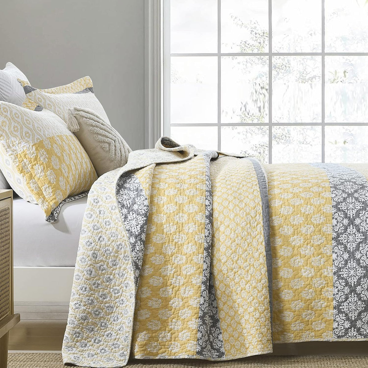 SahSahCasa Quilt King Size, King Quilt Set, 100% Cotton Floral Quilt, King Quilt Bedding Set Bedspreads, Patchwork Reversible Lightweight Comforter Bed Spread for All Season, Yellow/Gray, 3 Pieces