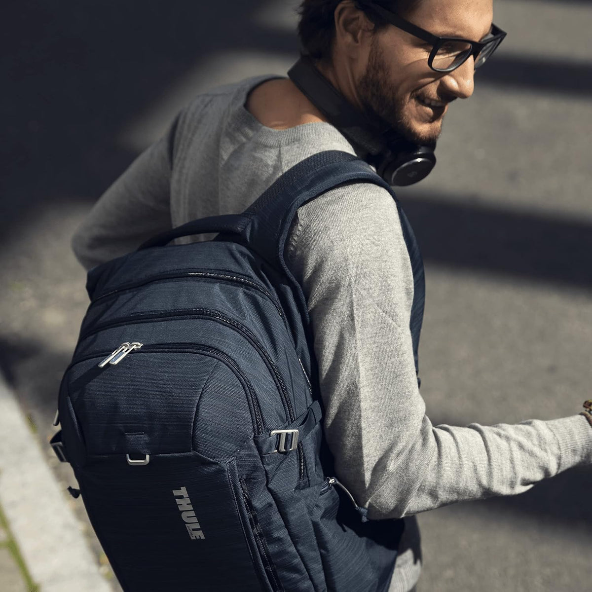 Thule Construct Backpack - School, Work & Travel - Padded Laptop Sleeve - Internal Organizational Quick Access Front Pocket