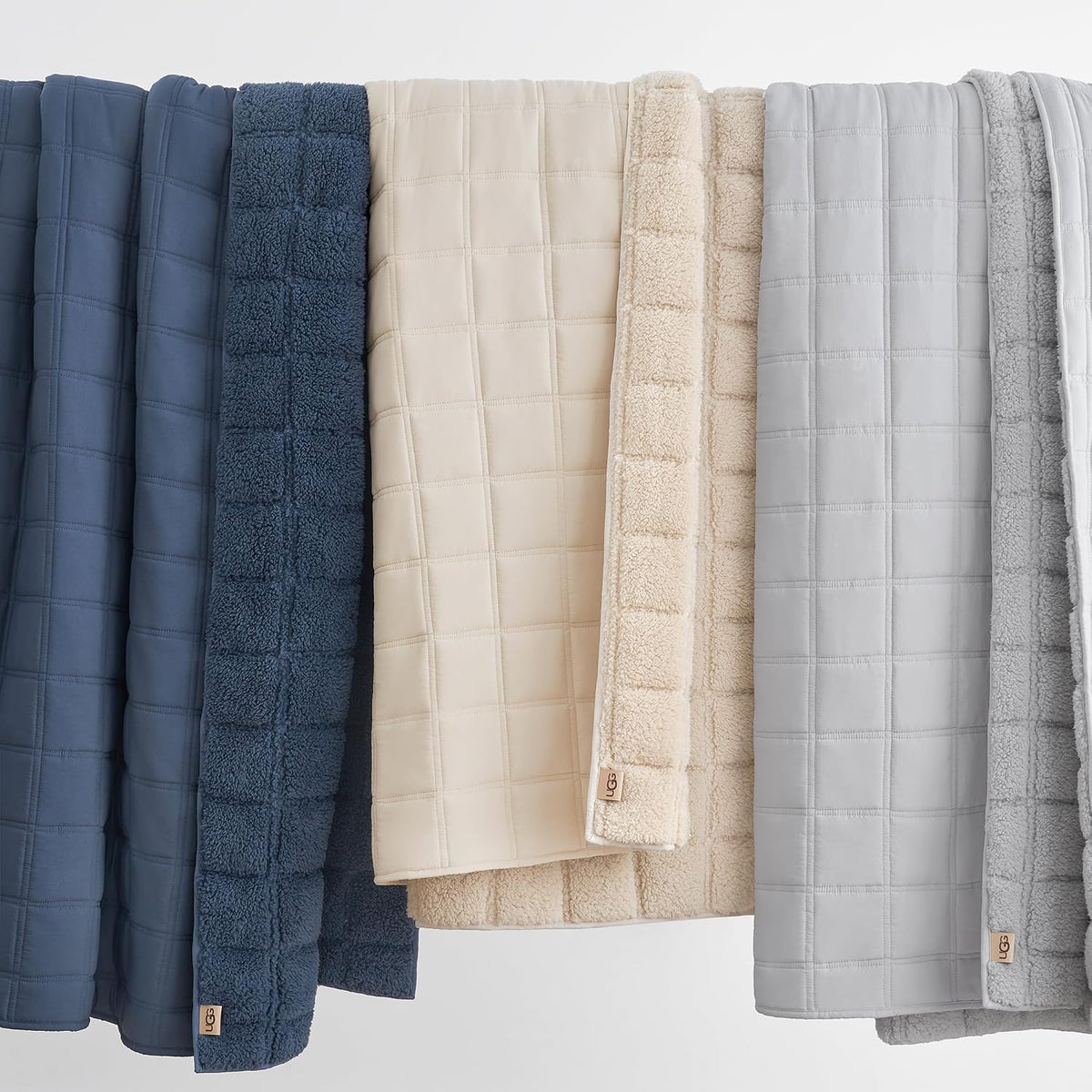 UGG Twin/Twin XL Quilt Set with 1 Pillow Sham – 2 Piece Lightweight All-Season Bedspread, Ultra-Soft Fluffy Reversible Quilt Set for Dorm, Apartment & Modern Bedroom Decor, Light Gray (Gizelle)