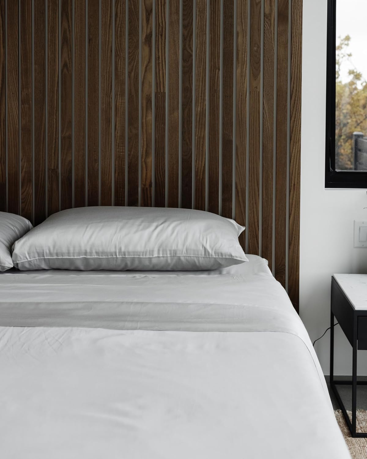 Cozy Earth Luxury Bed Sheet Set - 100% Viscose from Bamboo Fabric, Ultra-Soft & Breathable, Fits Regular & Deep Pocket Mattresses up to 20' - 4 Pieces Queen Sheet Set Gray