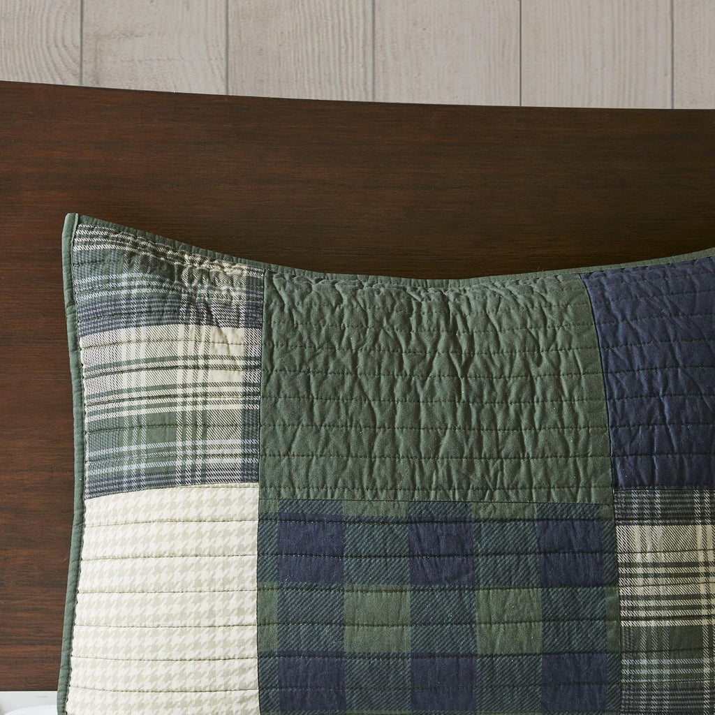Woolrich Mill Creek Reversible Quilt Set - Cottage Styling Reversed to Solid Color, All Season Lightweight Coverlet, Cozy Bedding Layer, Matching Shams, Oversized King/Cal King, Plaid Green 3 Piece