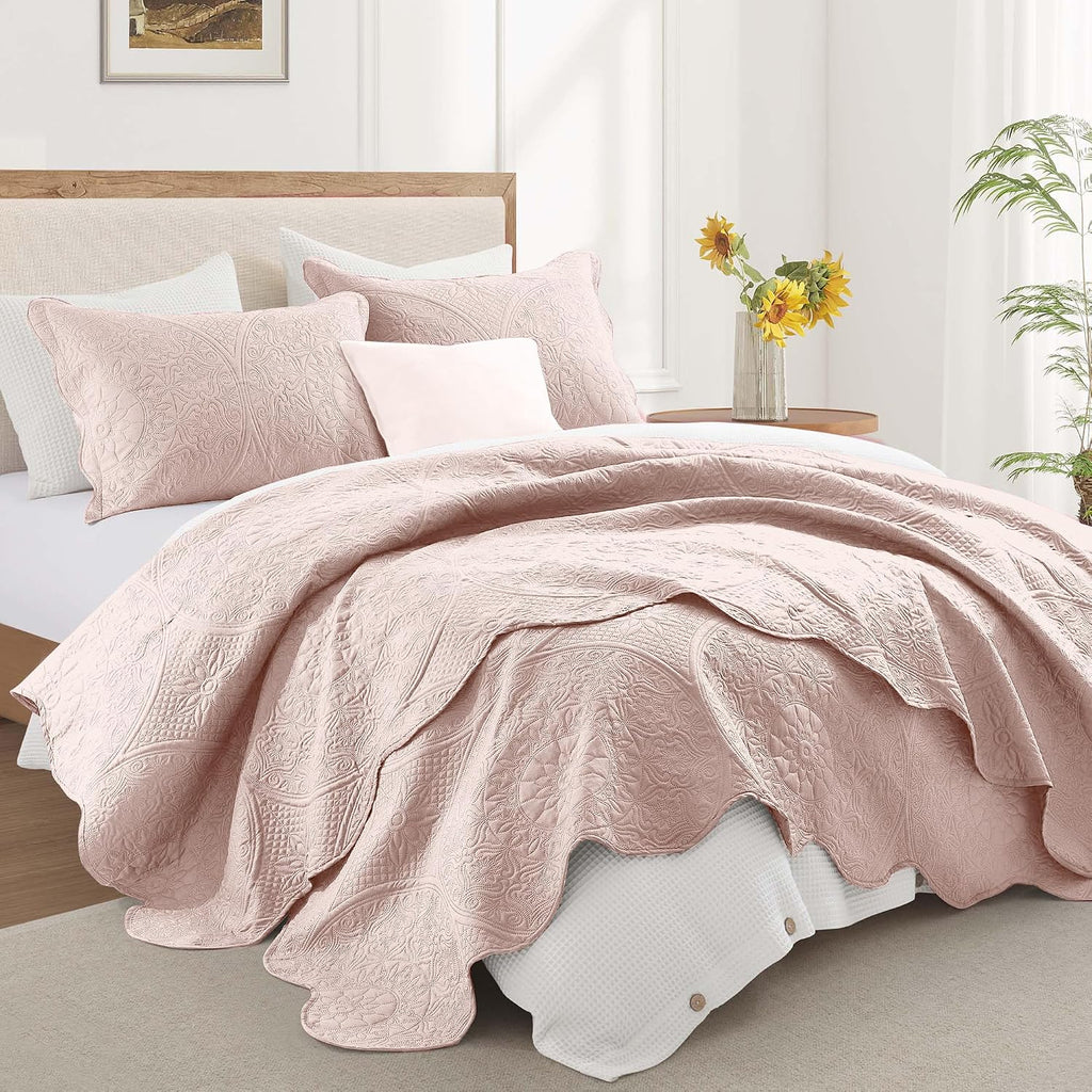 MOONLIGHT20015 10 Pack Twin Quilt Bedding Set (68' x 86') - Bulk Wholesale for Hotels, Guest Bedroom & Airbnbs - Lightweight Microfiber Reversible Floral Embossed Quilts Bedspreads (Baby Pink)