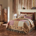 VHC Brands Pip Vinestar 3 Piece Quilt Set (1 King Quilt, 2 King Shams)