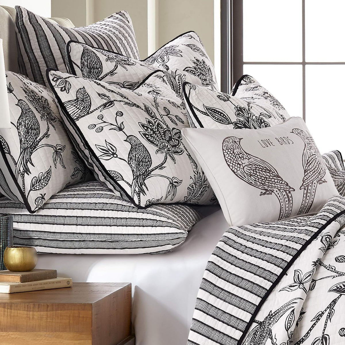 Levtex Home - Tanzie Black Quilt Set - Twin/Twin XL Quilt + One Standard Pillow Sham - Black and White - Quilt (68x86in.) and Pillow Shams (26x20in.) - Reversible - Cotton Fabric