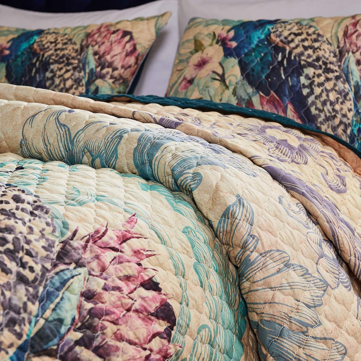 Greenland Home Fashions Ultra-Soft, Reversible, Brushed Microfiber Quilt Set, 3-Piece King/Cal King, Eden Peacock