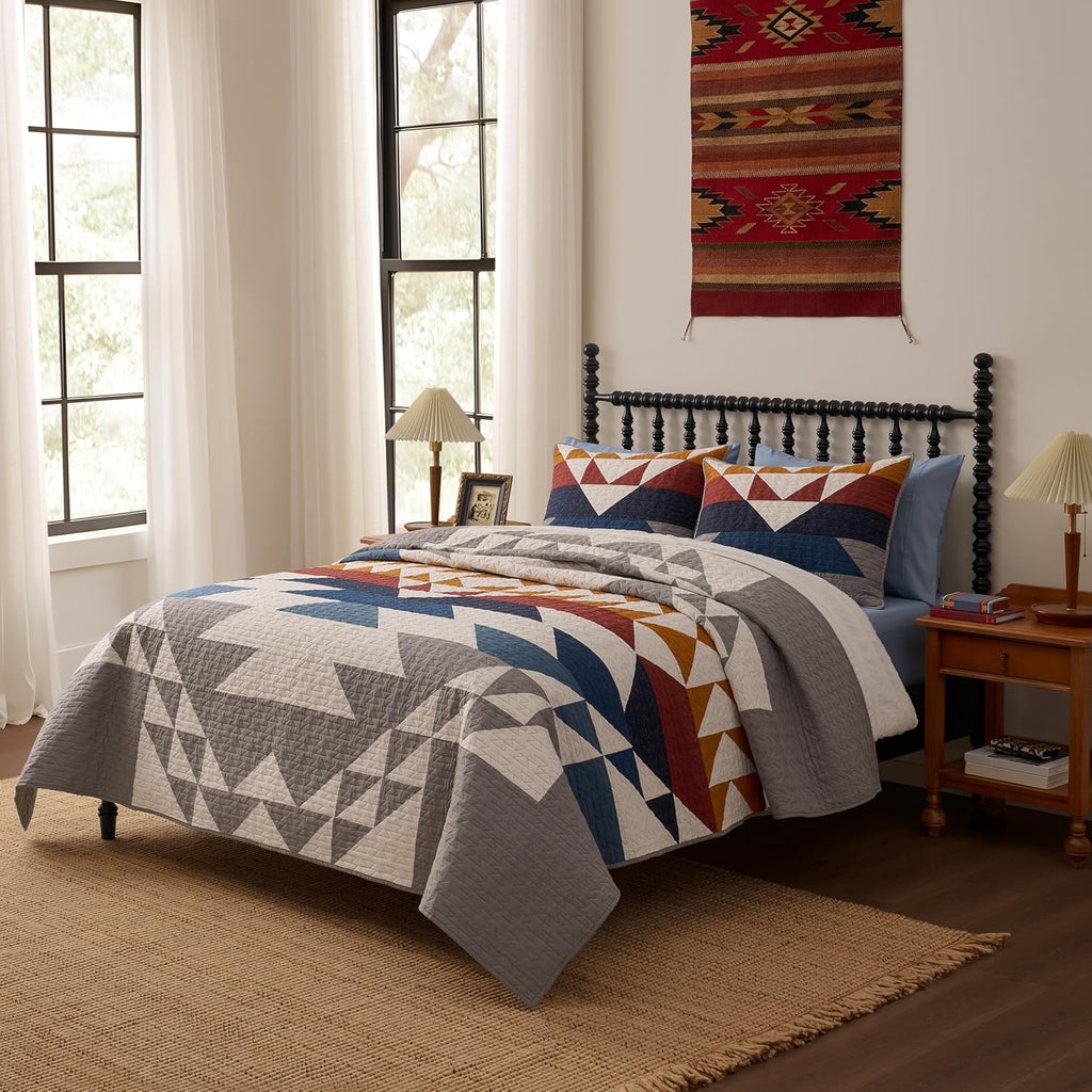 PENDLETON Explorer King Quilt Bedding Set with 2 Shams Premium Cotton Bedding, Lightweight Quilted Bedspreads, Coverlet for Bed, Aztec & Western Quilt, Machine Washable, King, Blue Grey Multi