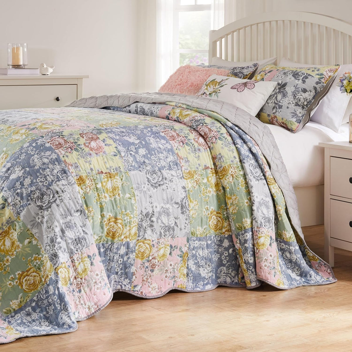 Greenland Home Emma Vintage Style Quilted Bedspread Set, 3-Piece Jumbo King, Gray