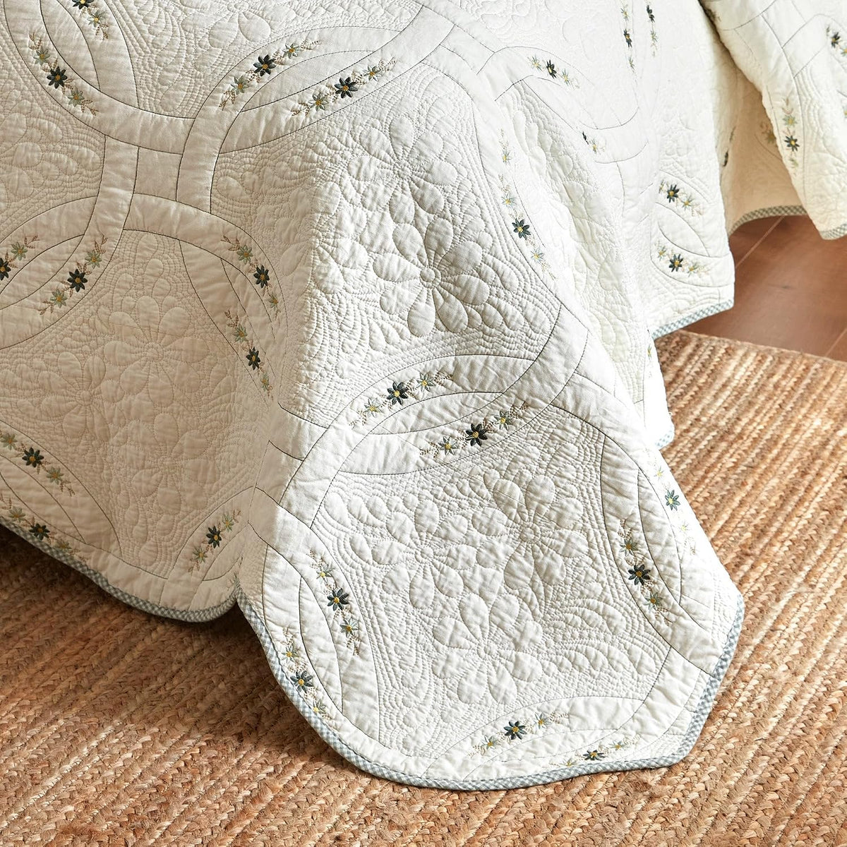 MarCielo 3Pcs Lightweight Cotton Quilt Bedspread Set – European Cottage Floral TC152