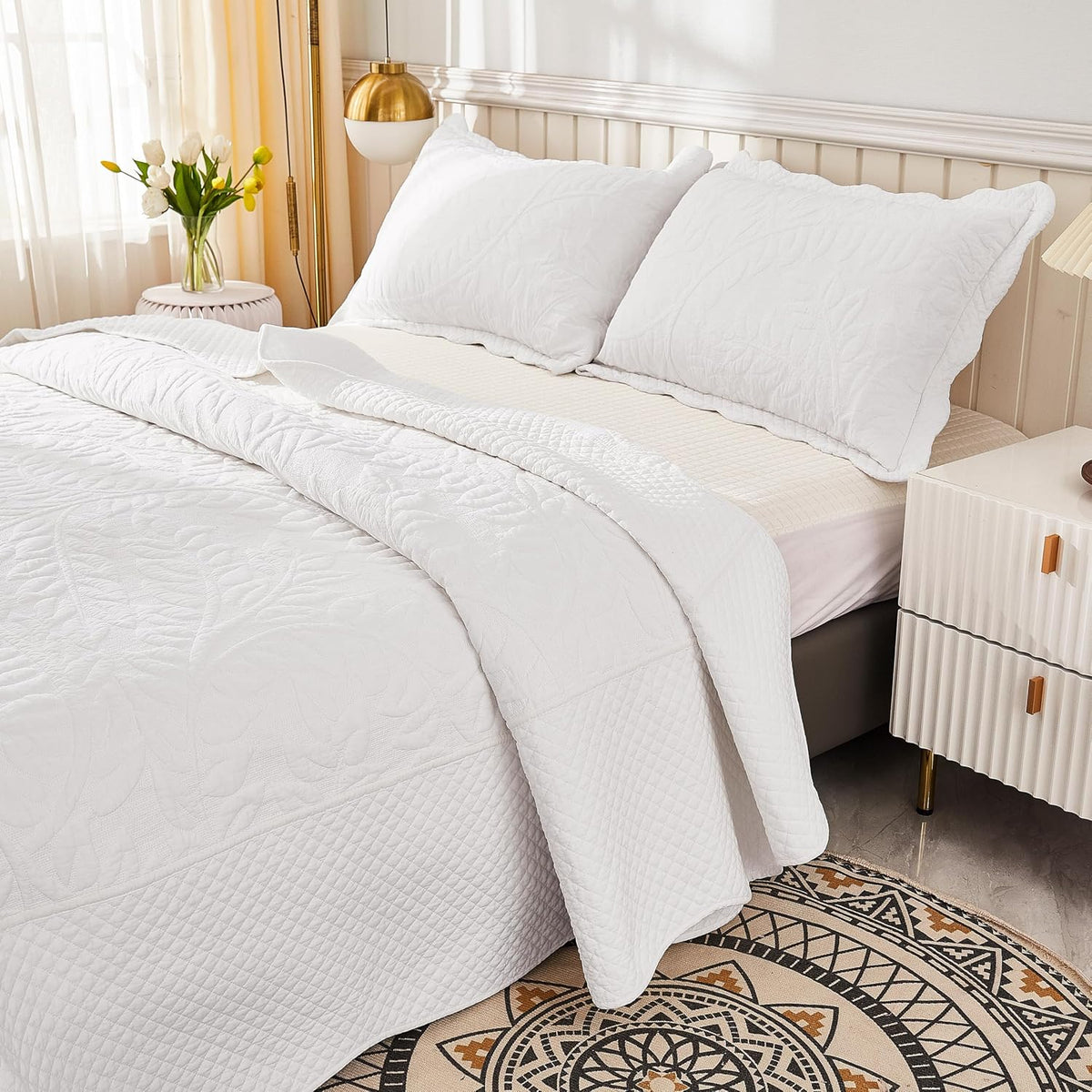 MarCielo 3-Piece 100% Cotton Oversized Bedspread Lightweight Quilt Coverlet Embroidery Farmhouse Bedding Set T0 (Bright White, Oversized King (118'x106'))