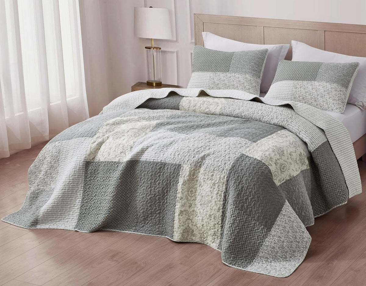 Chezmoi Collection Cooper 3-Piece Muted Gray White Ivory Floral Plaid Patchwork Quilt Set - Pre-Washed Cotton Quilted Lightweight Reversible Bedspread for All Seasons, Oversized King 120x96