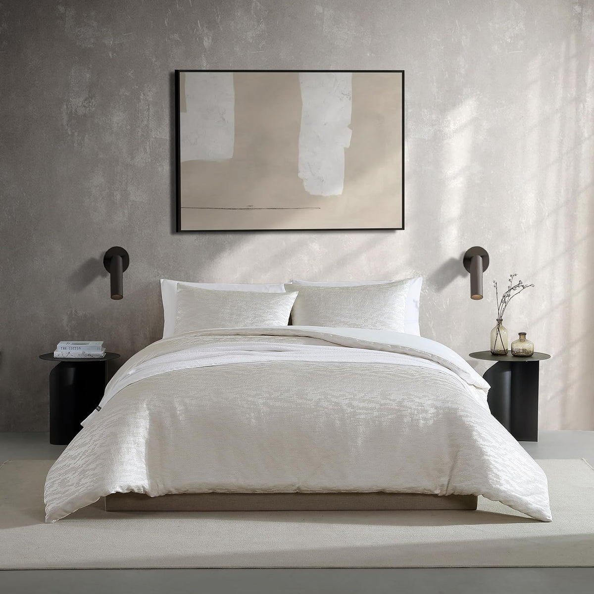 Vera Wang - Queen Comforter Set, Luxury Bedding Set with Matching Shams, Chic Room Essentials (Illusion Ivory, Queen)