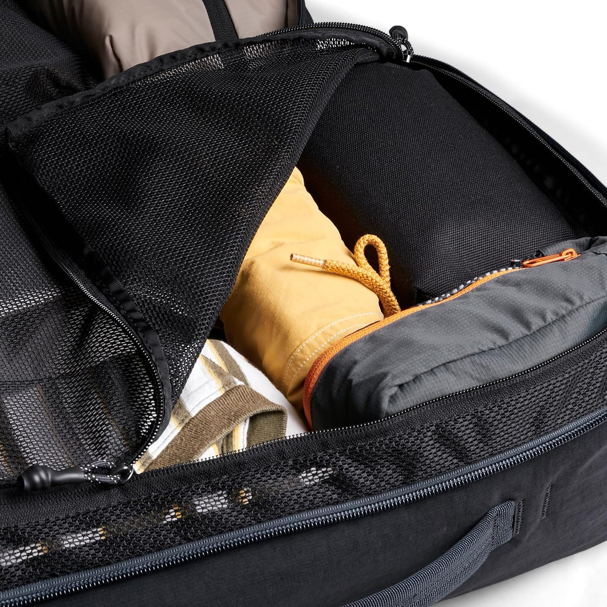 Bellroy Lite Travel Pack 38L (carry-on backpack, large travel backpack for international travelers, with laptop pocket, interior packing cells and tuck-away shoulder straps) - Black