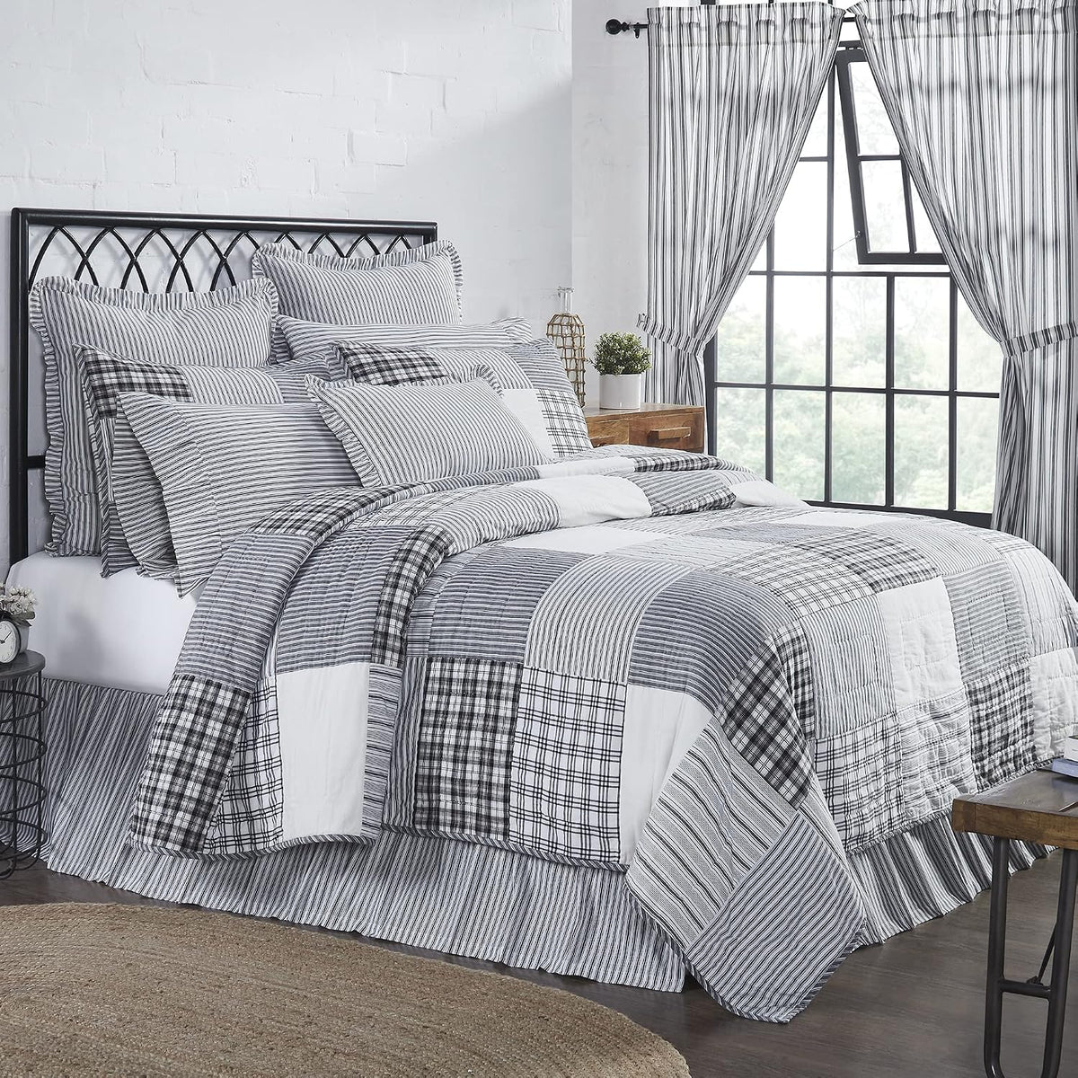 VHC Brands Sawyer Mill Black 8 Piece King Quilt Set (1 Quilt, 2 King Shams, 2 Pillowcase, 2 Euro Shams, 1 Bed Skirt)