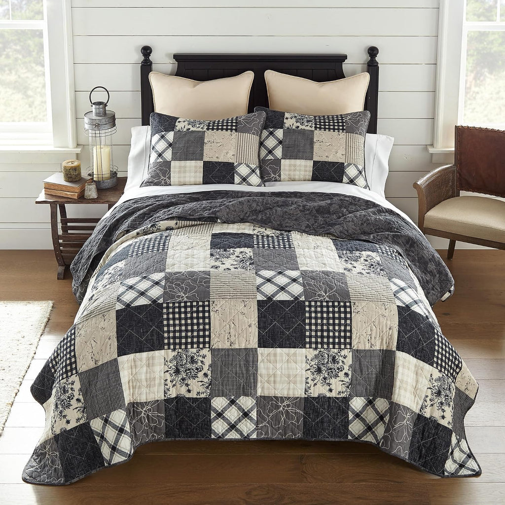 Donna Sharp Augusta- King Quilt Set, Measures 110 x 90, Includes 1 Quilt and 2 King Shams, Machine Washable