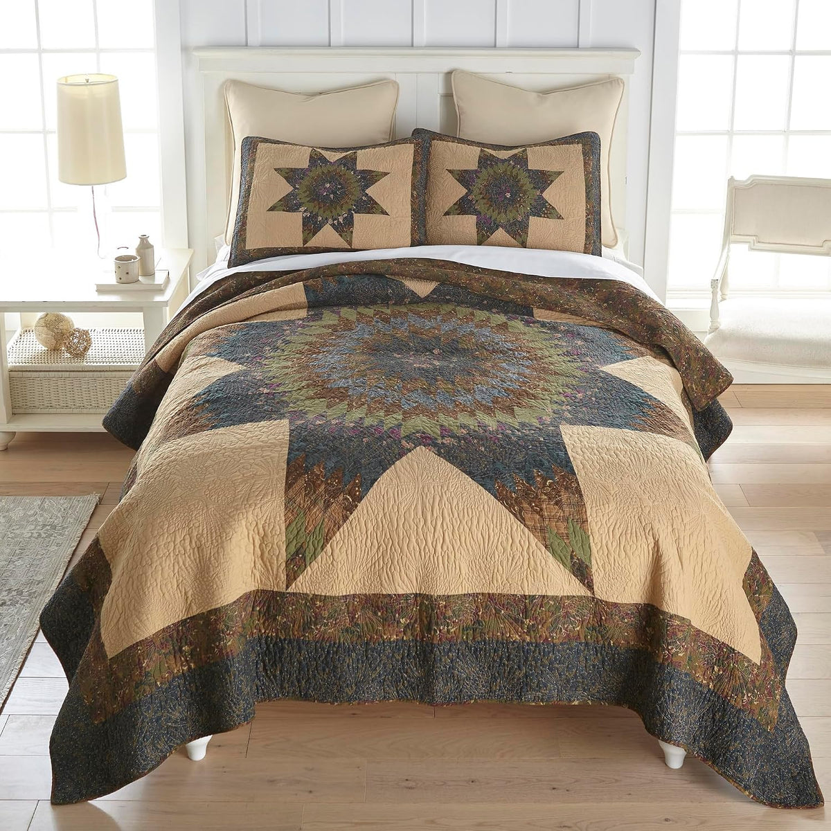 Donna Sharp Twin Bedding Set - 2 Piece - Forest Star Cotton Lodge Quilt Set with Twin Quilt and One Standard Pillow Sham - Machine Washable