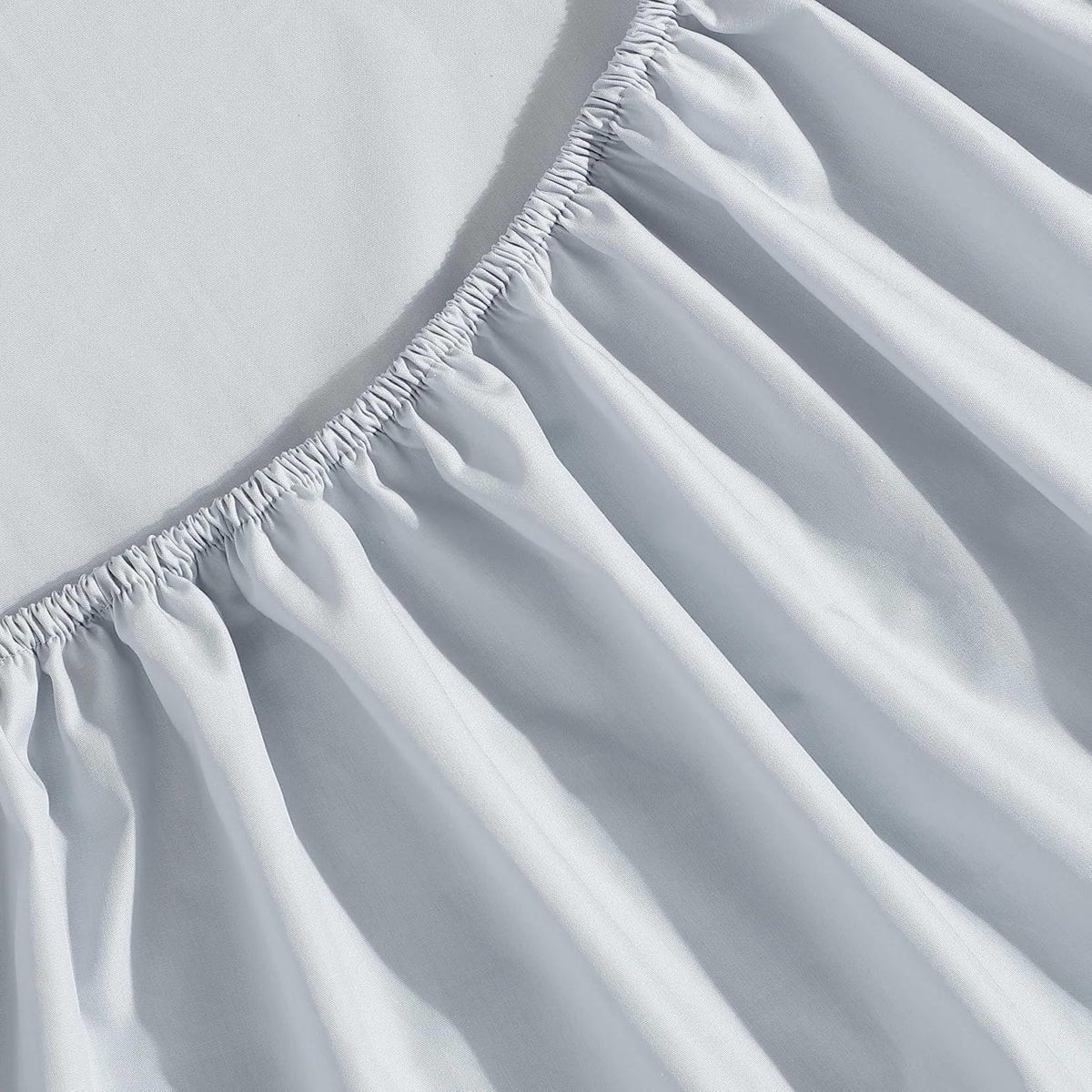 Vera Wang – Queen Sheet Set, 100% Egyptian Cotton Percale Bed Sheets with a Smooth & Crisp Feel, Deep Pockets, Bedding with Matching Fitted Sheet & Pillowcases (Blue)