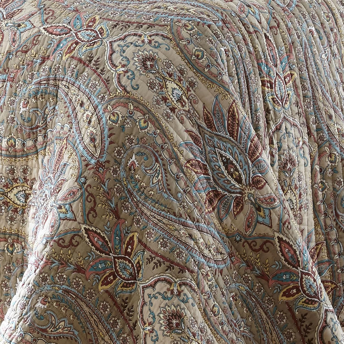Levtex Home - Kasey Quilt Set - Twin/Twin XL Quilt (68x86in.) + One Standard Pillow Sham (26x20in.) - Paisley - Red, Blue, Beige, Yellow, Black, and White - Reversible - Cotton Fabric