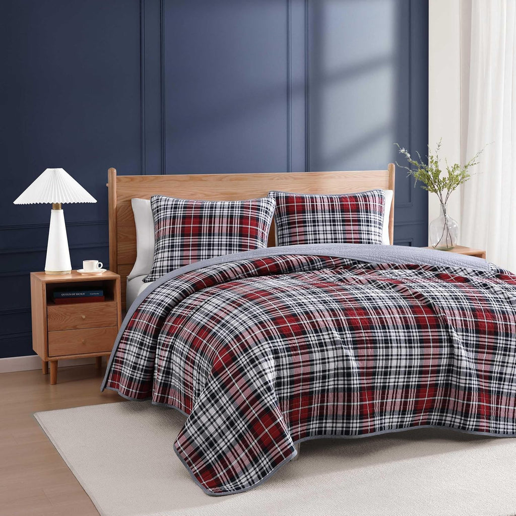 Tommy Hilfiger - Queen Quilt Set, Soft Cotton w/Breathable Feel, Lightweight Bedding for Year Round Comfort, 3 Piece Bed Set w/Matching Pillowcases (Collegiate Tartan Blue)