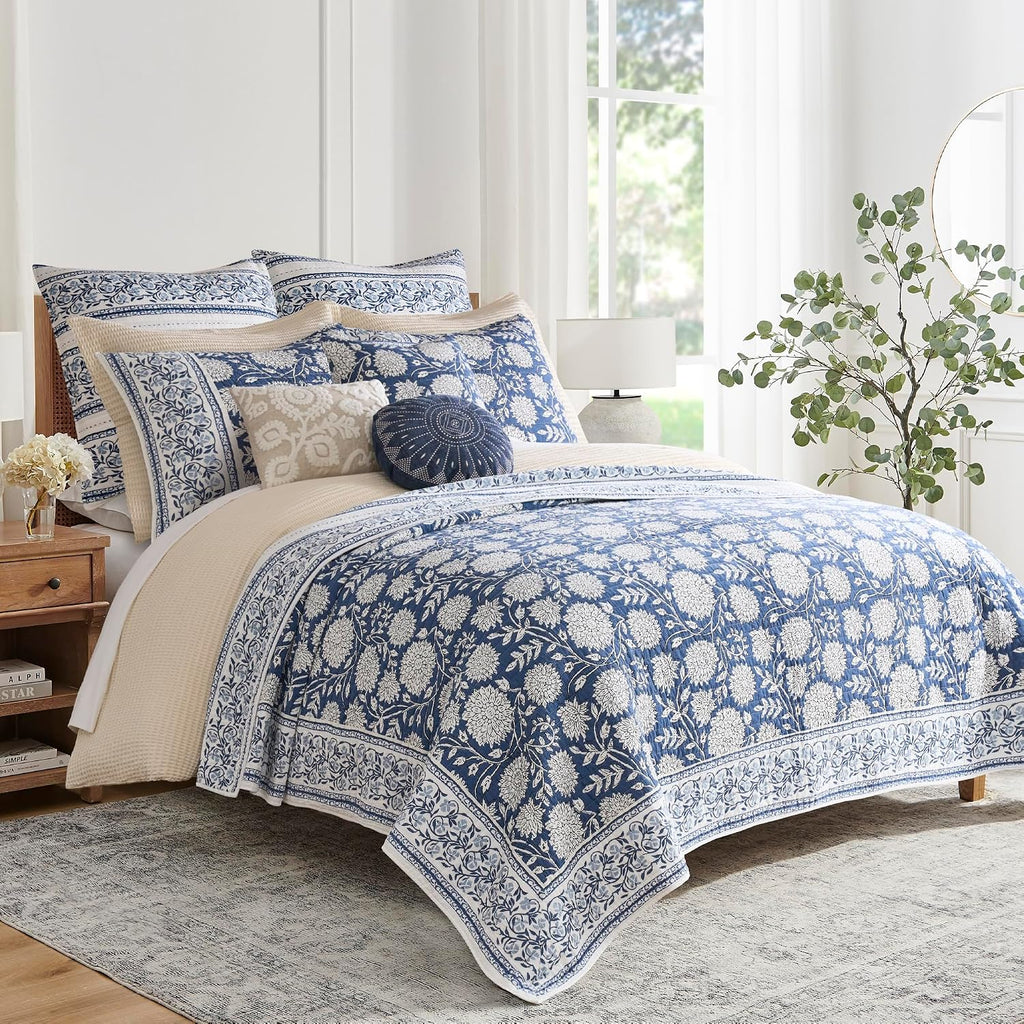 Levtex Home Adare Denim Reversible Twin/Twin XL Quilt Set (68x86in) with 1 Pillow Sham (26x20in) - Floral Bedding - Blue White - Cotton Twin Size Quilt Bedding Set - Lightweight, Soft, Pre-Washed