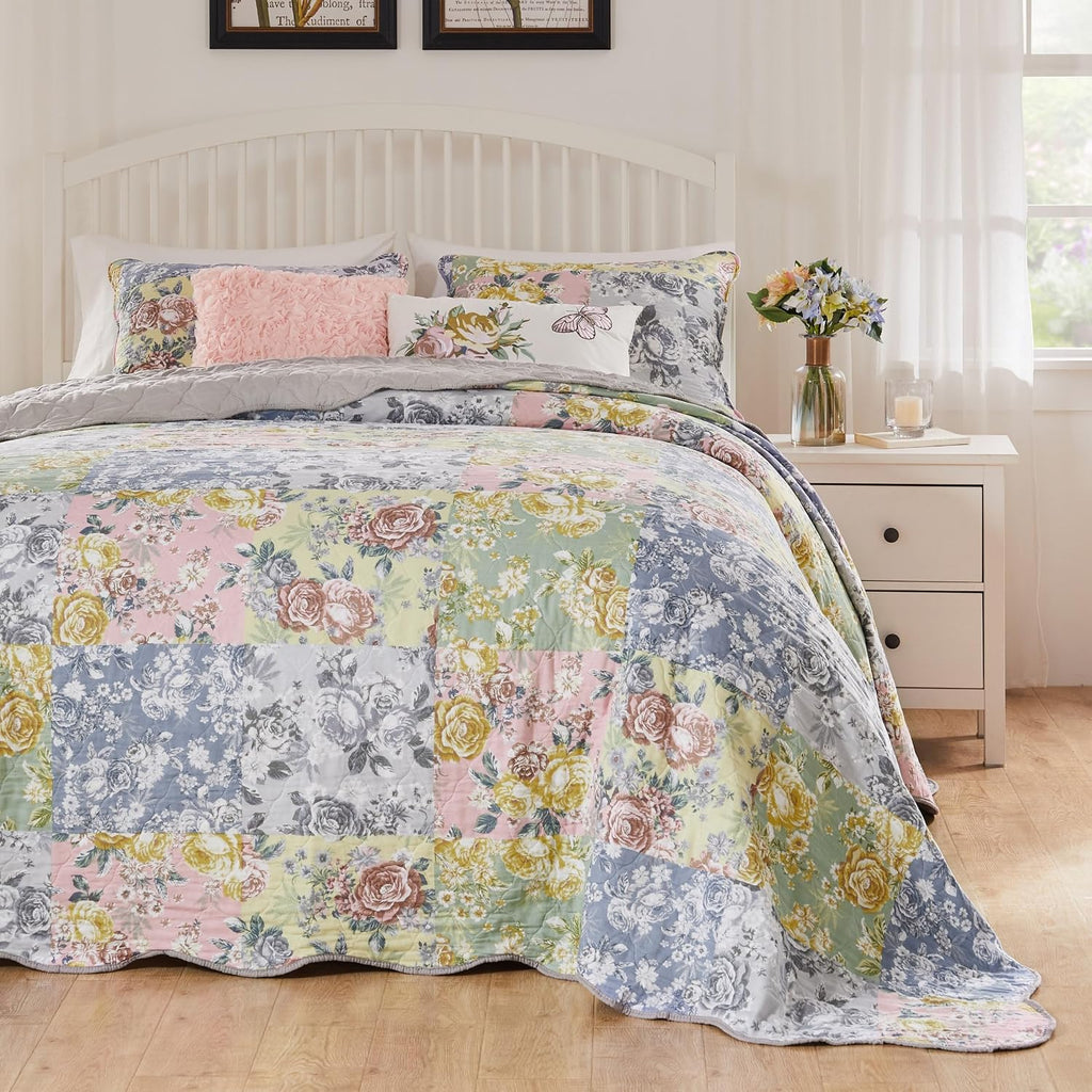 Greenland Home Emma Vintage Style Quilted Bedspread Set, 3-Piece Jumbo Queen, Gray