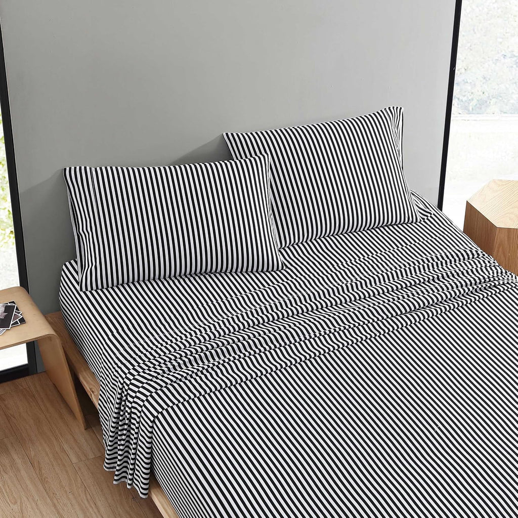 Marimekko - King Sheet Set, Premium Cotton Percale Bedding Set with Matching Shams, Lightweight & Breathable Bed Essentials (AJO Black, King)