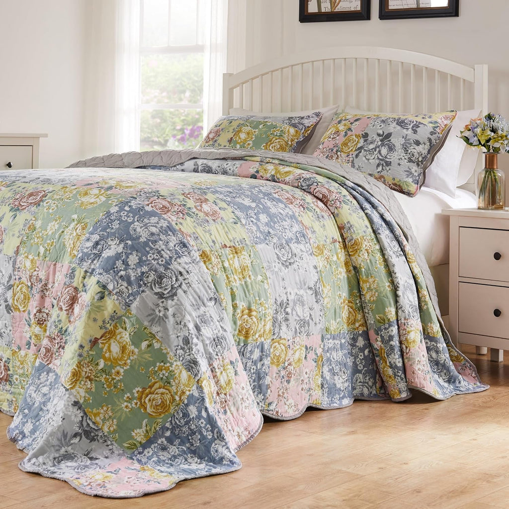 Greenland Home Emma Vintage Style Quilted Bedspread Set, 3-Piece Jumbo Queen, Gray