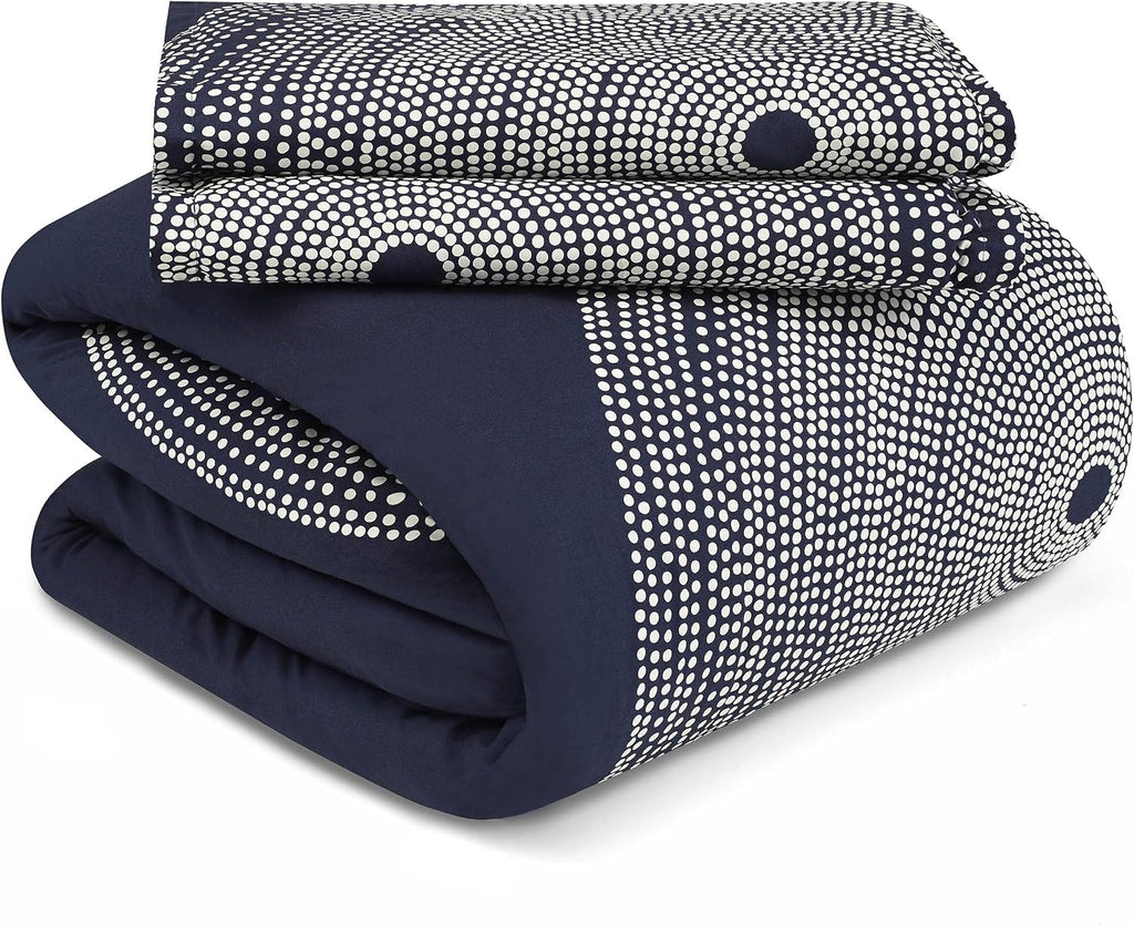 Marimekko - Comforter Set, Smooth Cotton Percale Bedding with Matching Shams, Medium Weight Home Decor (Fokus Navy, Queen)