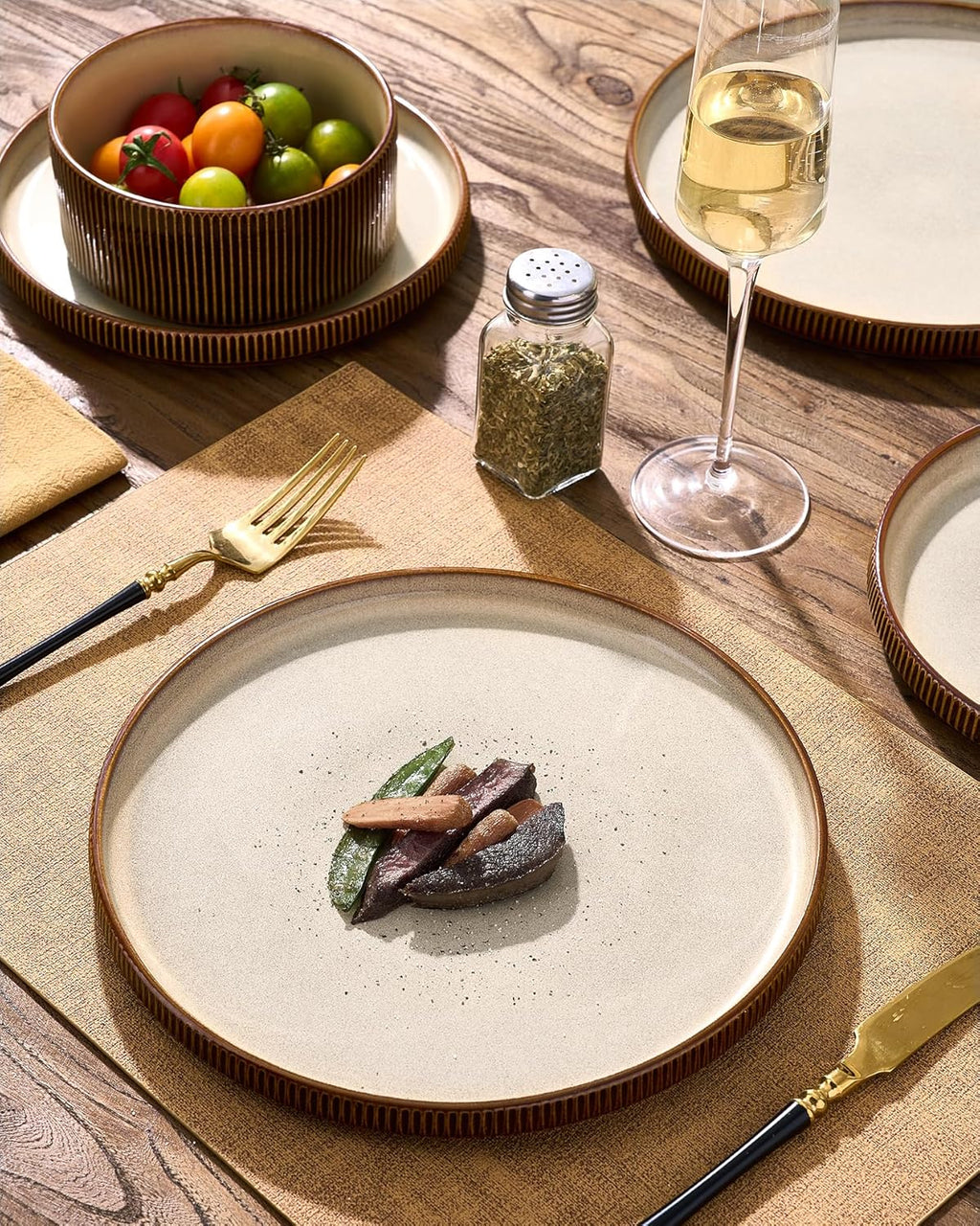 Stoneware Plates and Bowls Dishes Sets Service for 6 (18-Piece), Famiware Premium Handcrafted Reactive Glaze Dinnerware Set with Raised Rim, Scratch Resistant, Microwave Dishwasher Safe, Cream Cocoa