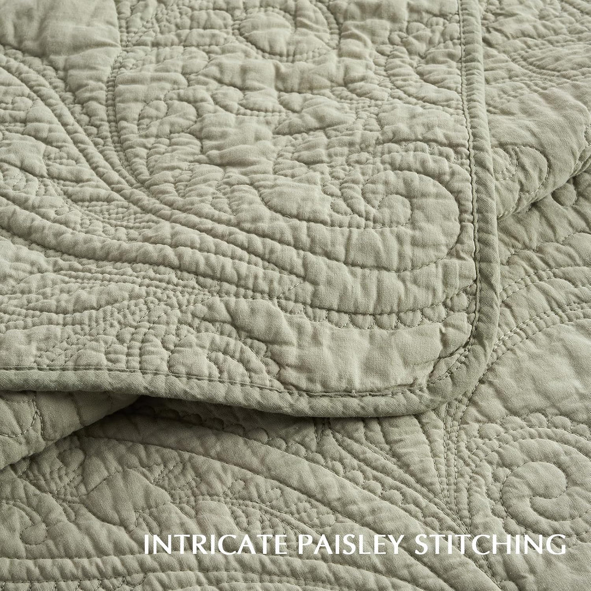 EVERGRACE 100% Cotton Paisley Quilt Set, King Size 3 Piece Set – Prewashed Lightweight Bedspread with 2 Shams, Soft & Breathable Matelasse-Style Quilted Coverlet, Light Sage Green