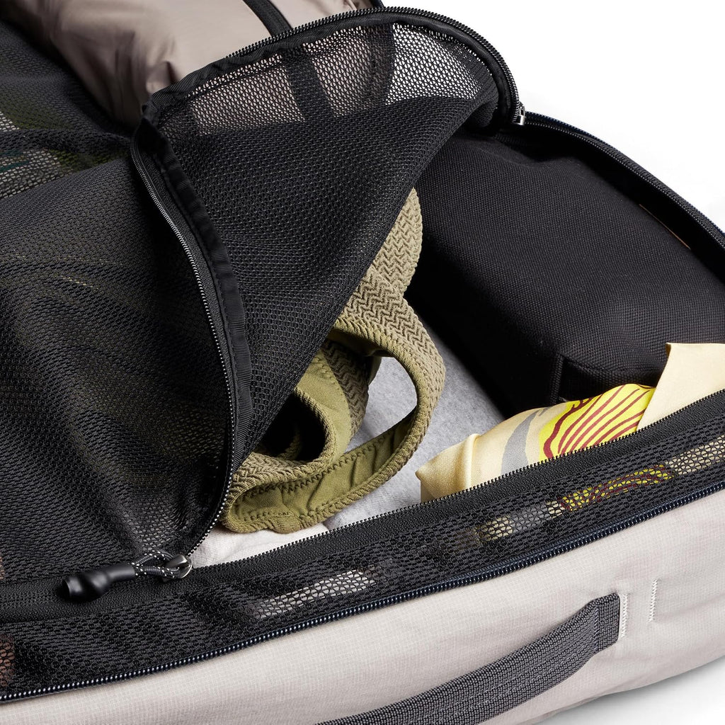 Bellroy Lite Travel Pack 30L (carry-on backpack, travel backpack for international travelers, with laptop pocket, interior packing cells and tuck-away shoulder straps) - Ash