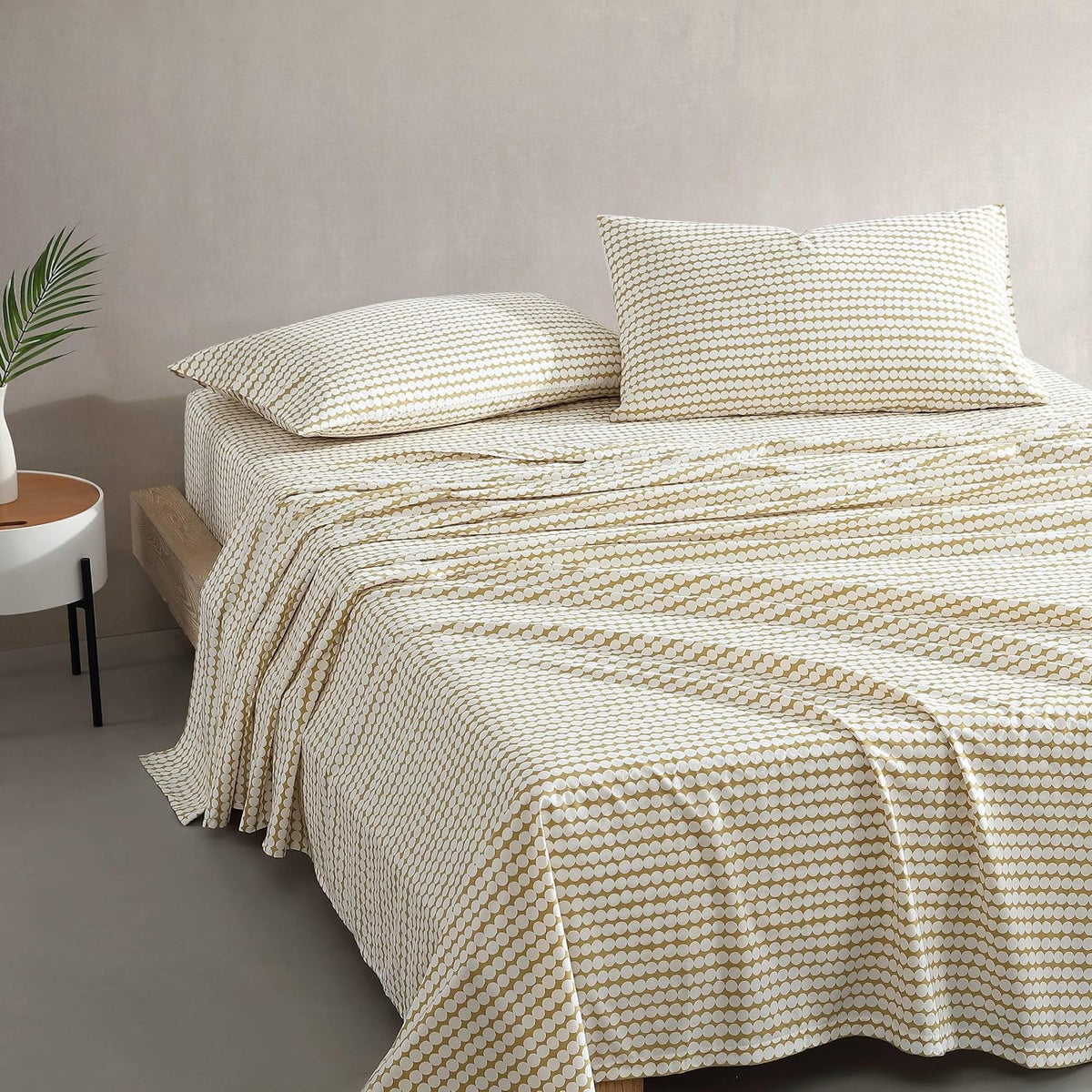 Marimekko - King Sheets, Organic Cotton Bedding Set, Luxuriously Soft & Smooth Home Decor, GOTS Certified (Pikku Rasymatto Beige, King)