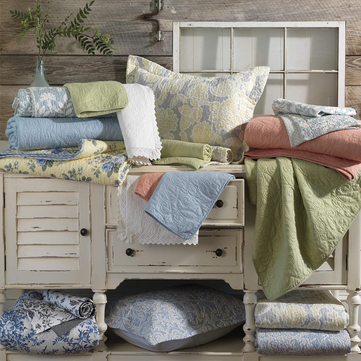 Laura Ashley - King Quilt Set, Soft & Reversible Cotton Floral Bedding with a Medium Weight Feel, 3 Piece Bed Set with Matching Pillowcases (Walled Garden Blue)
