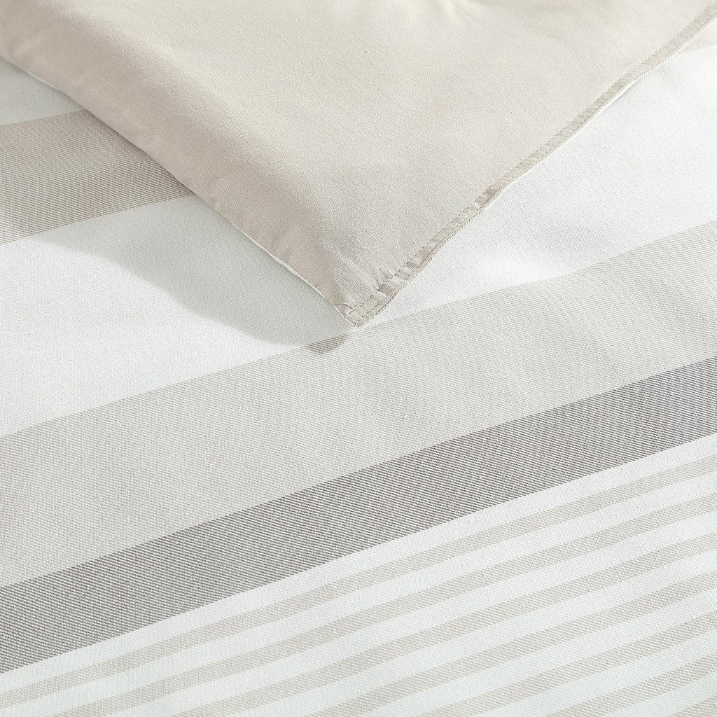 Nautica - Queen Comforter Set, Reversible Cotton Bedding with Matching Shams, Medium-Weight, Oeko-Tex Certified (Saybrook Beige)