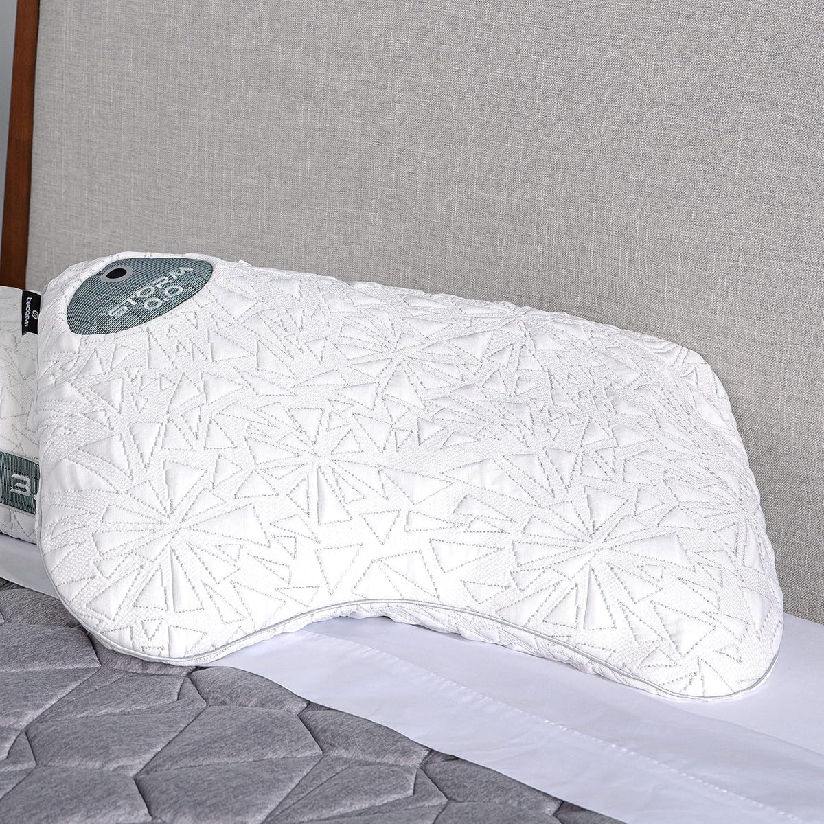 Bedgear Storm Cuddle Curve Performance Pillow - Size 0.0 - Cooling Bed Pillow for Side Sleepers - Medium Firmness- Washable and Removable Cover - 20' W x 26' L