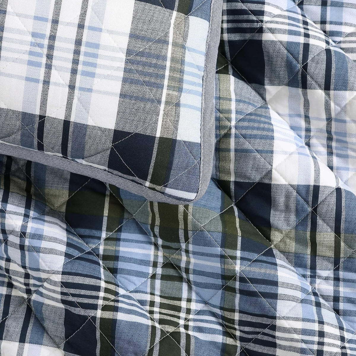 Tommy Hilfiger - Queen Quilt Set, Soft Cotton w/Breathable Feel, Lightweight Bedding for Year Round Comfort, 3 Piece Bed Set w/Matching Pillowcases (Bleecker Plaid Blue)