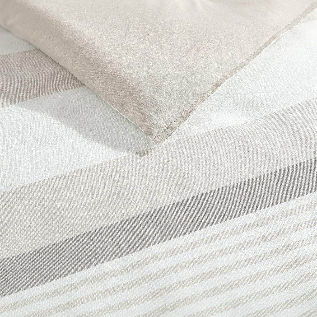 Nautica - King Comforter Set, Reversible Cotton Bedding with Matching Shams, Medium-Weight, Oeko-Tex Certified (Saybrook Beige)